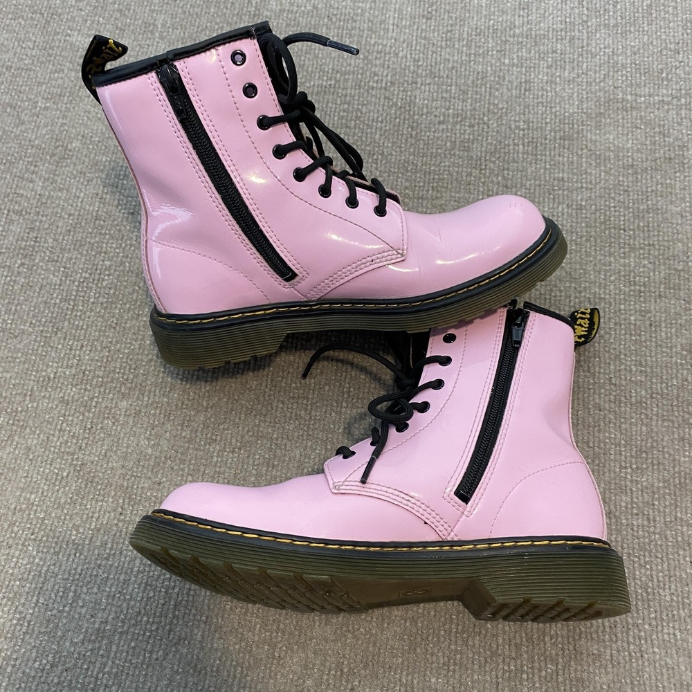 Dr. Martens Boots Womens Size 6 Pink Patent Leather Ankle Combat Zip 26772 Y2K - Picture 3 of 11